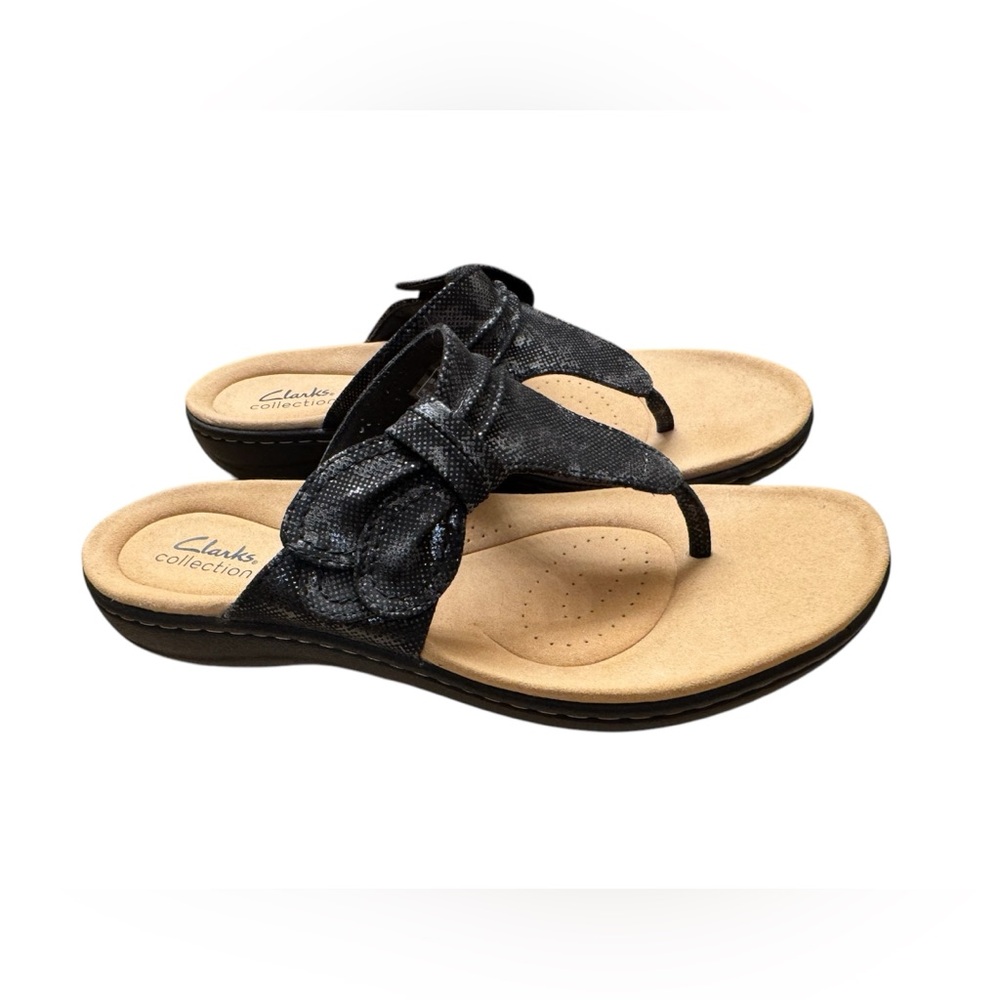 Clarks sandals 8 Wide